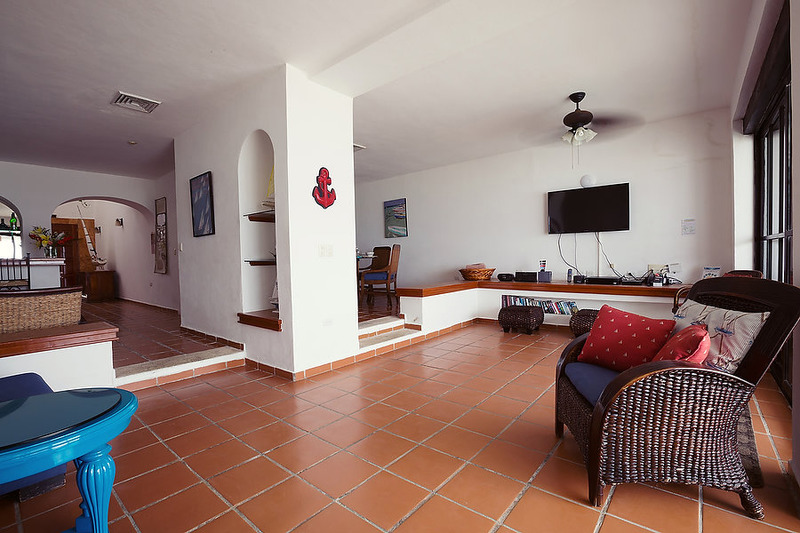 Puerto Morelos |Secret Beach Villas | Boat Villa | Great Room comfortable seating for everyone